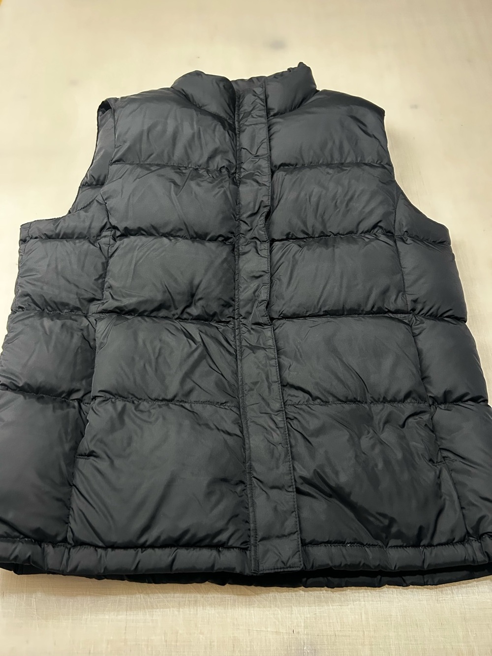 Women’s Black Puffer Vest - Brand large